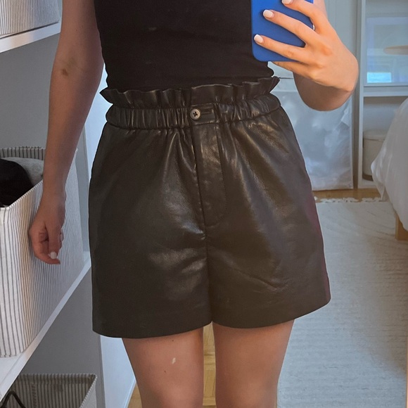 Aritzia Speechless Faux Leather Shorts - Picture 7 of 7